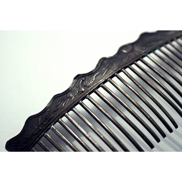 Pair of Antique Qing Dynasty Sterling Silver Crane Combs main image 5